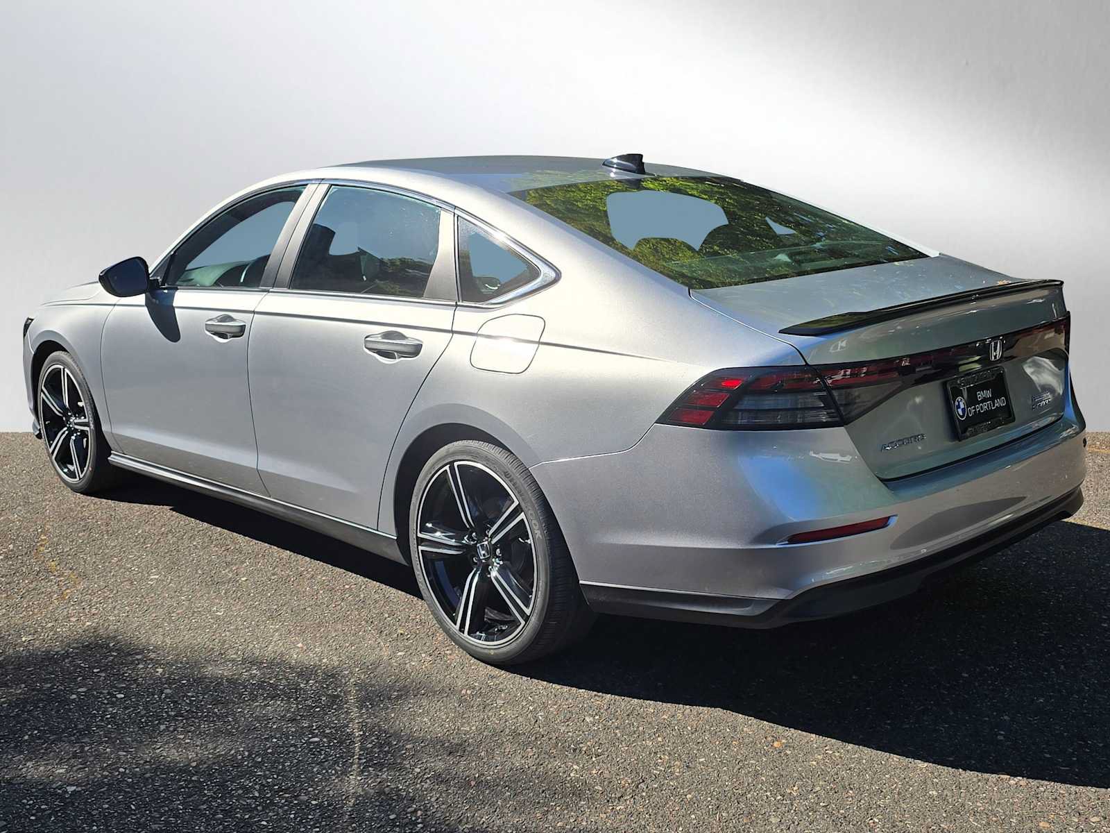 Used 2024 Honda Accord Sport image 5