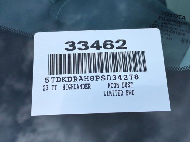Used 2023 Toyota Highlander Limited FWD image 19