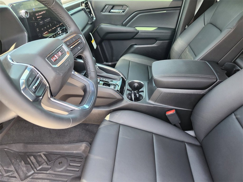 New 2025 GMC Canyon Elevation w/ Convenience Package image 8