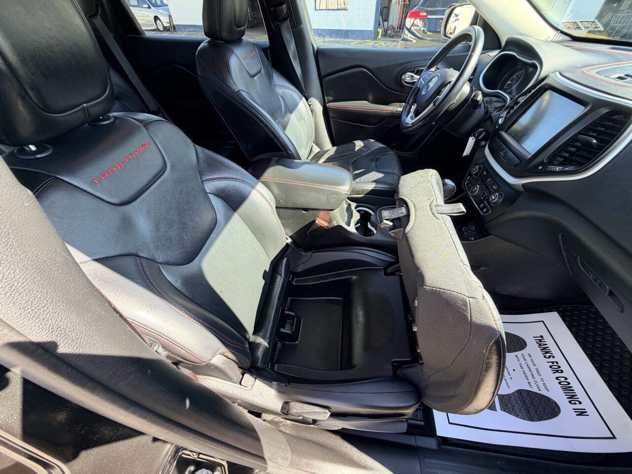 Used 2014 Jeep Cherokee Trailhawk w/ Leather Interior Group image 16