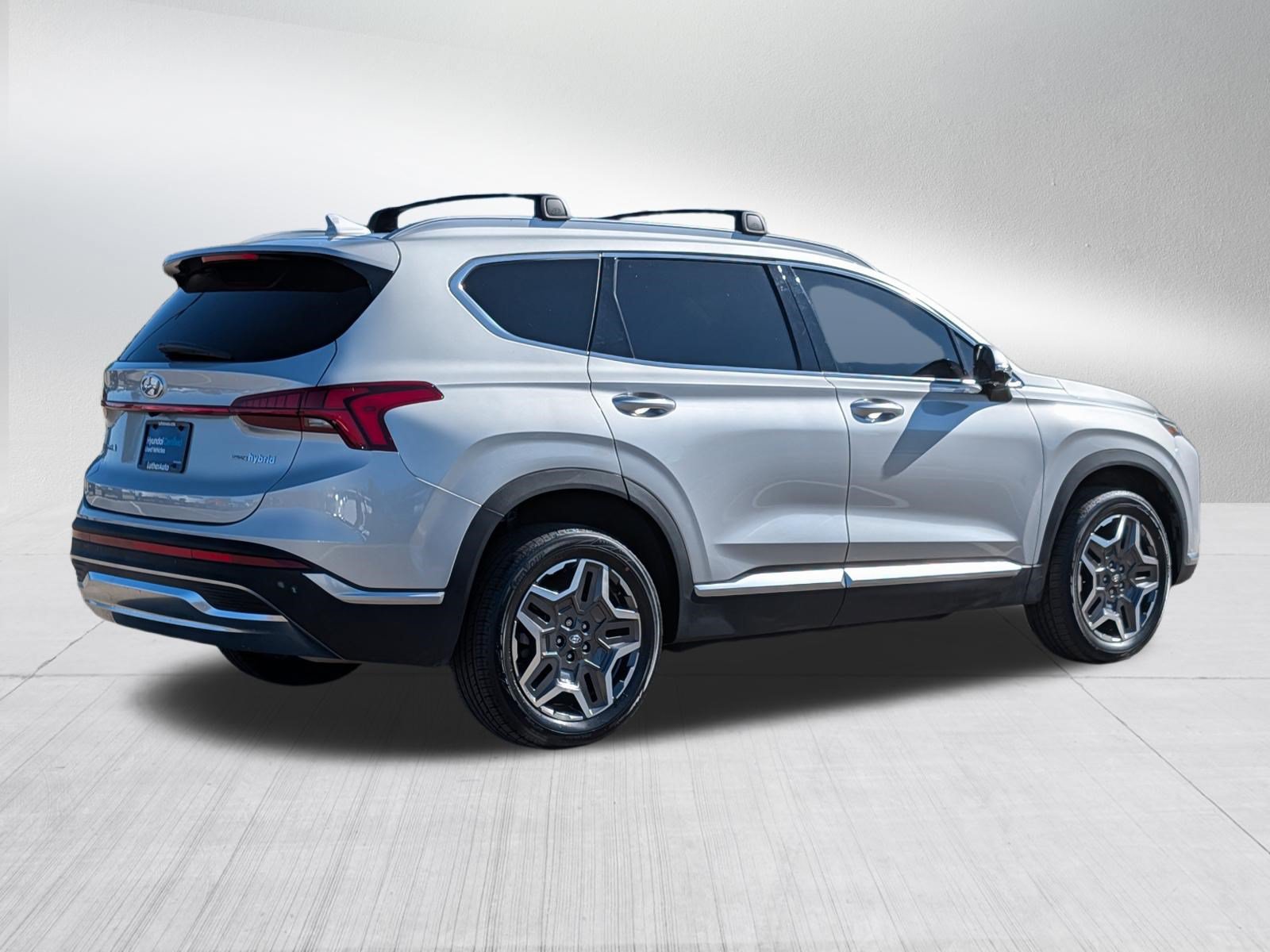 Certified 2022 Hyundai Santa Fe Limited AWD/4WD image 3