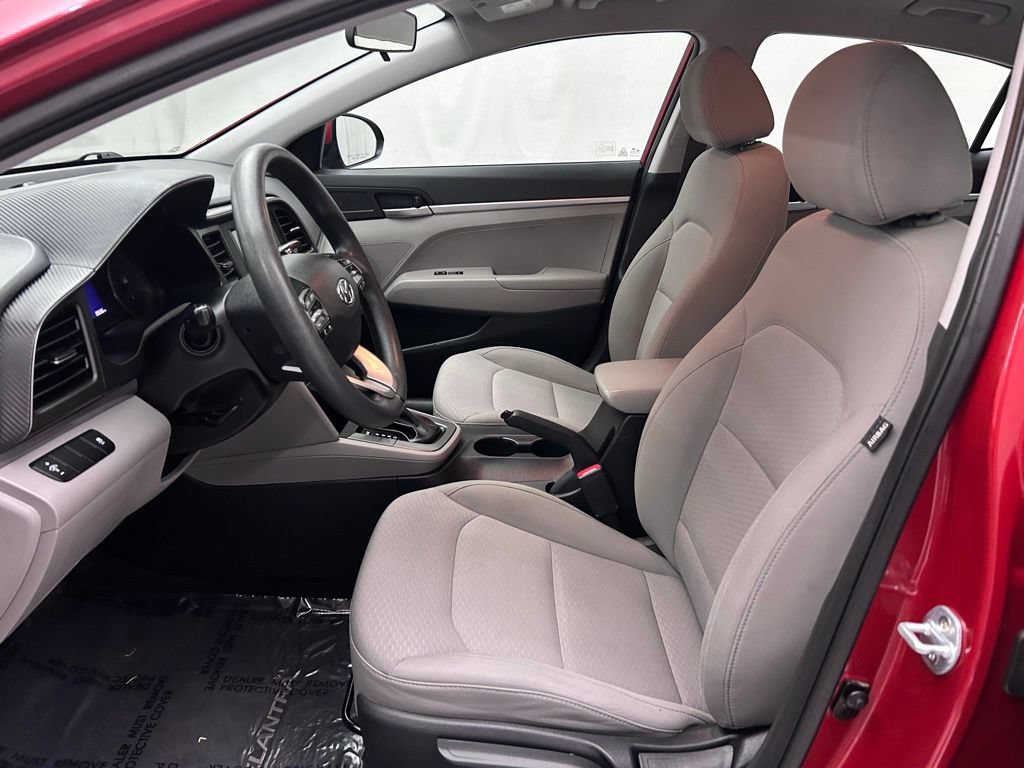Used 2019 Hyundai Elantra SE FWD image 10