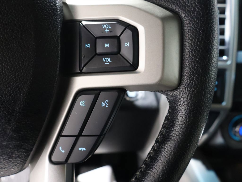 Used 2016 Ford F150 Lariat image 40