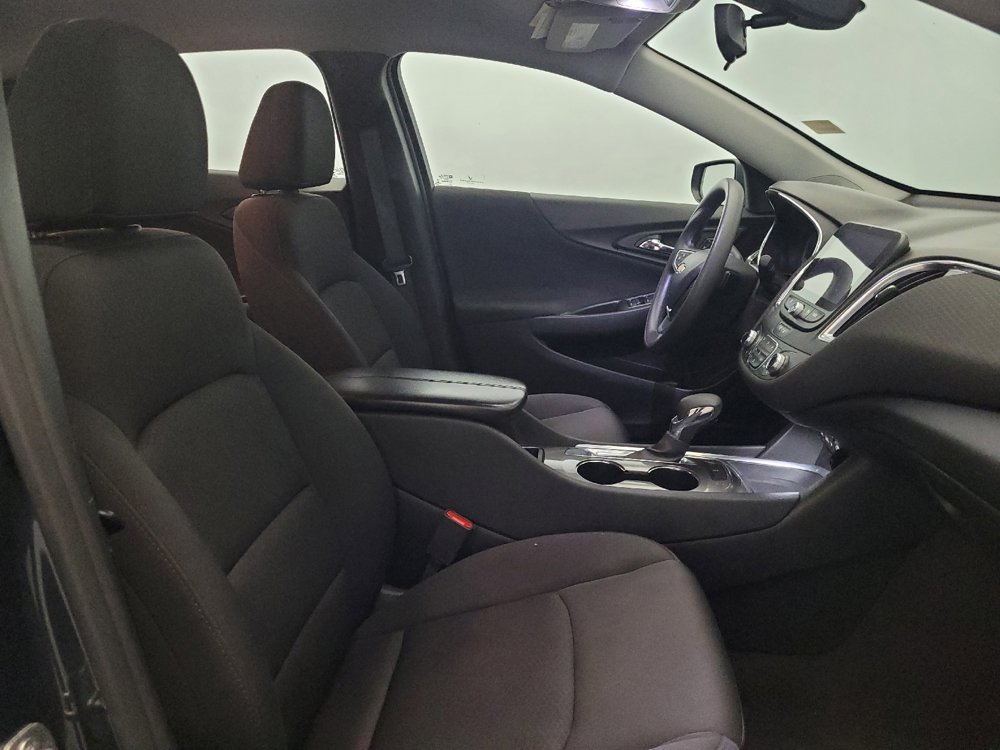 Used 2021 Chevrolet Malibu LT FWD image 21