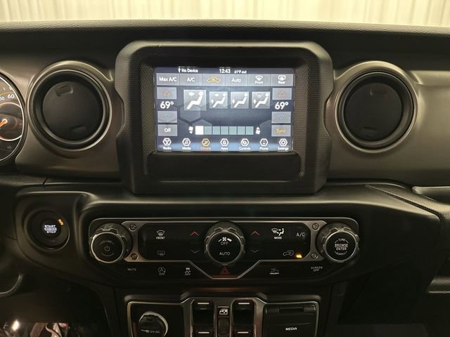 Used 2022 Jeep Gladiator Sport AWD/4WD image 19