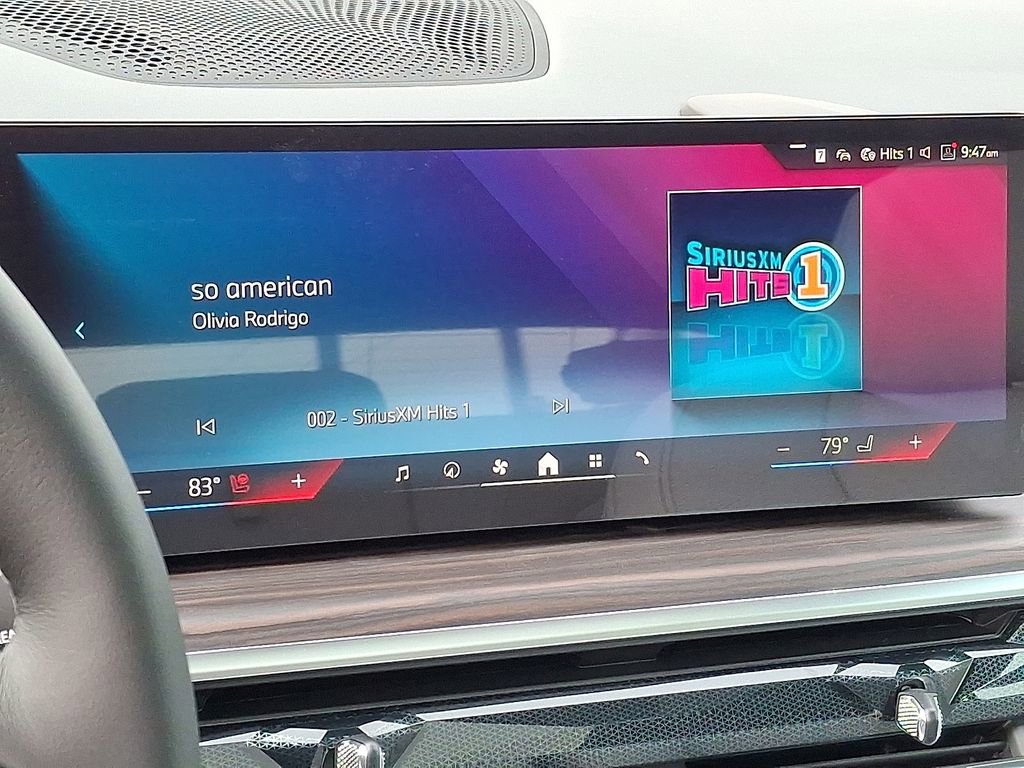 New 2026 BMW X5 xDrive50e w/ Premium Package image 3