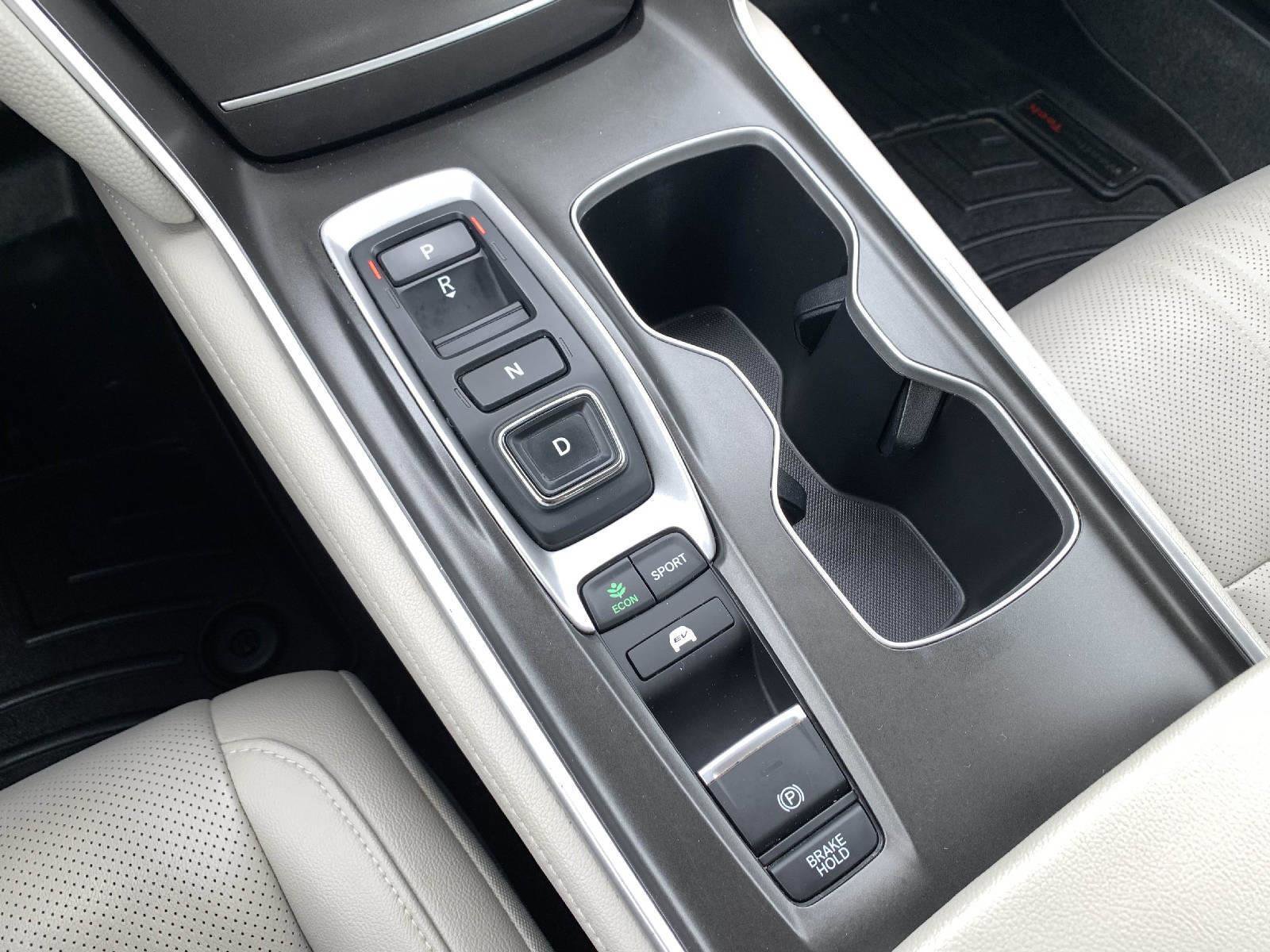 Used 2020 Honda Accord Touring image 31