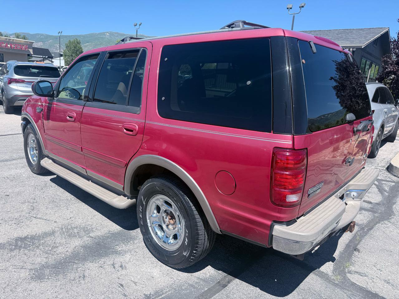 Used 2000 Ford Expedition Eddie Bauer AWD/4WD image 3