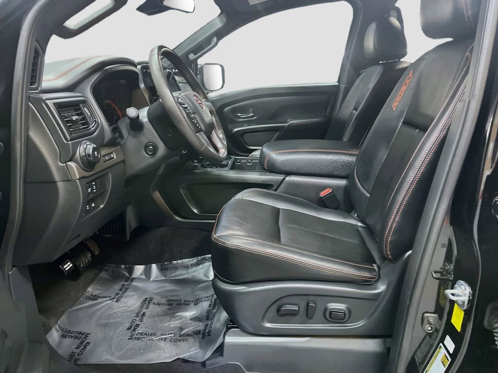 Used 2024 Nissan Titan PRO-4X w/ Pro-4x Convenience Package AWD/4WD image 22
