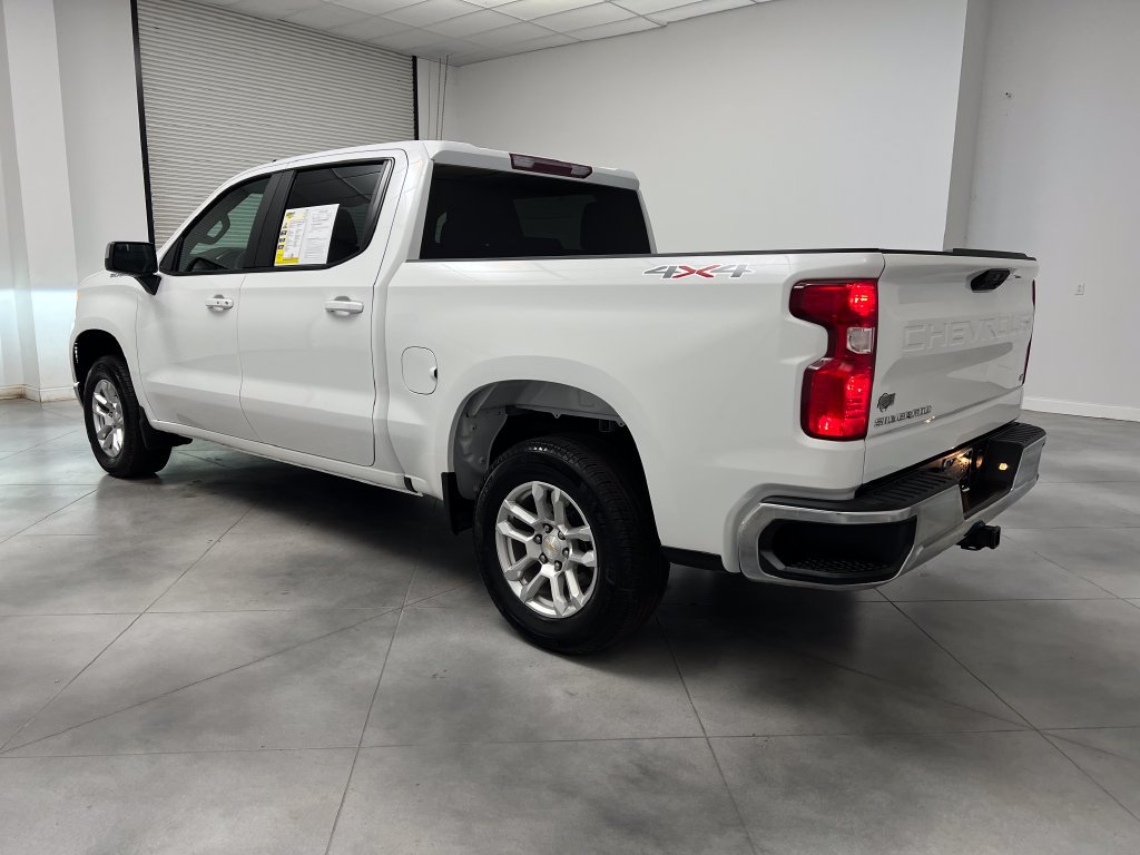 Used 2025 Chevrolet Silverado 1500 LT AWD/4WD image 6