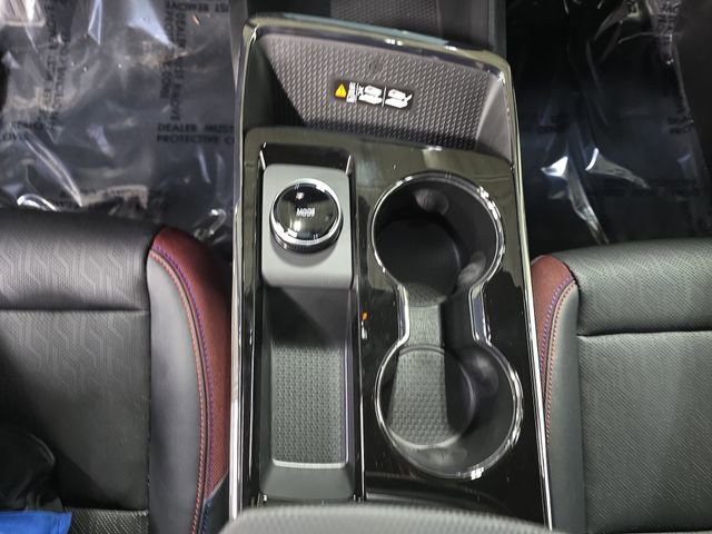 New 2026 Chevrolet Equinox RS w/ LPO, Floor Liner Package image 25