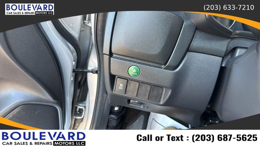 Used 2015 Honda Fit LX image 21
