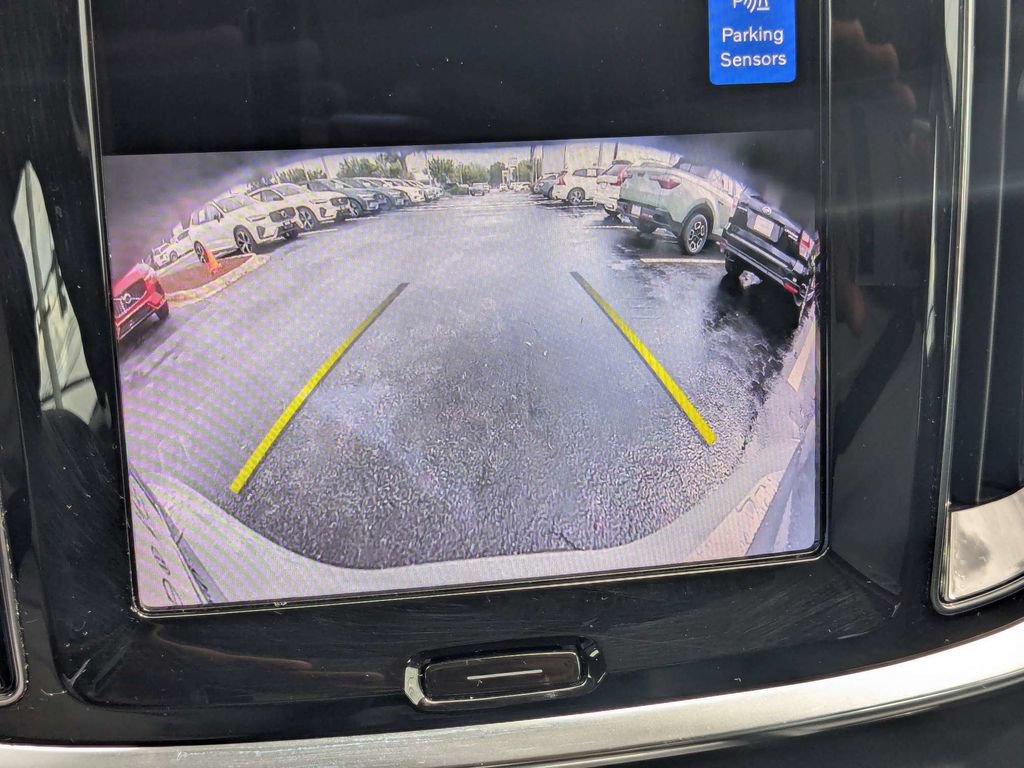 Certified 2024 Volvo S60 B5 Core AWD/4WD image 27