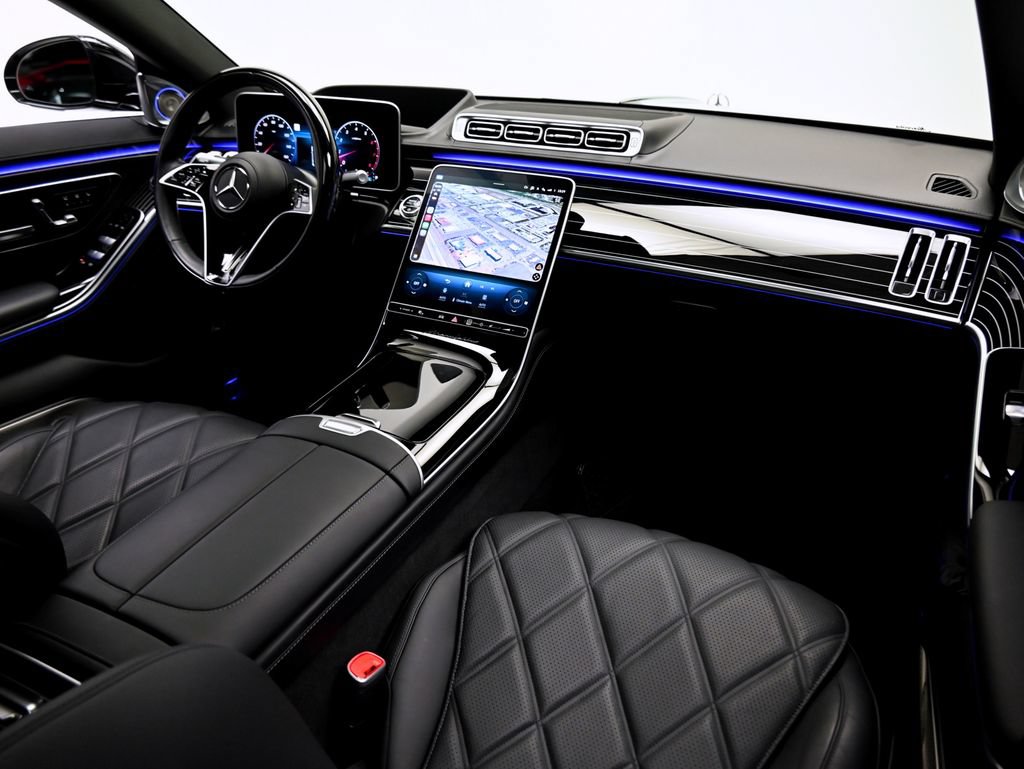 Used 2024 Mercedes-Benz Maybach S 680 4MATIC image 16