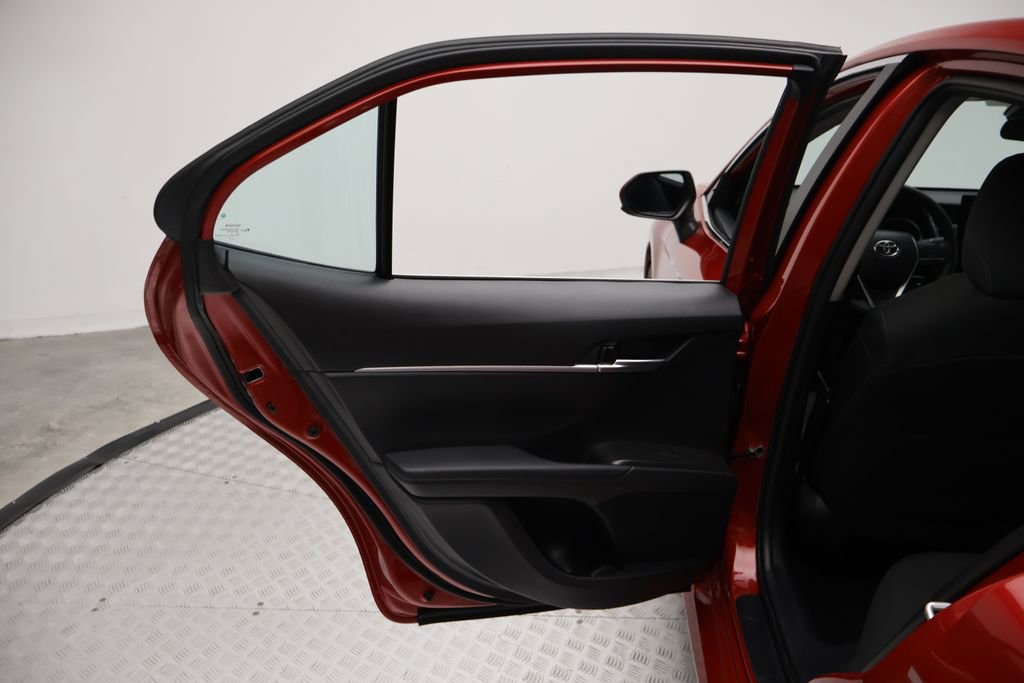 Certified 2023 Toyota Camry LE image 21