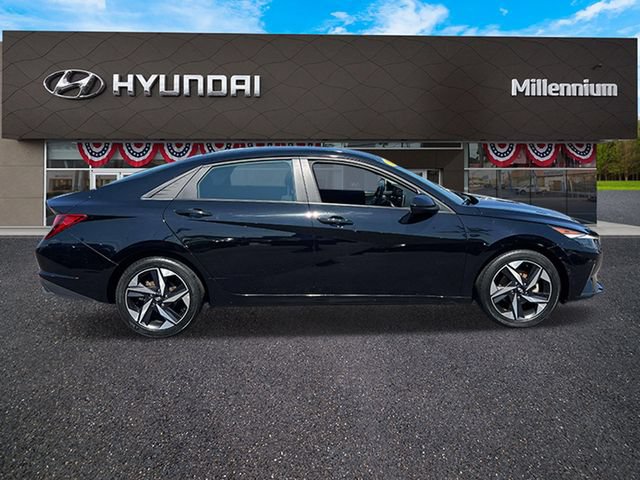 Certified 2023 Hyundai Elantra SEL w/ Convenience Package FWD image 5