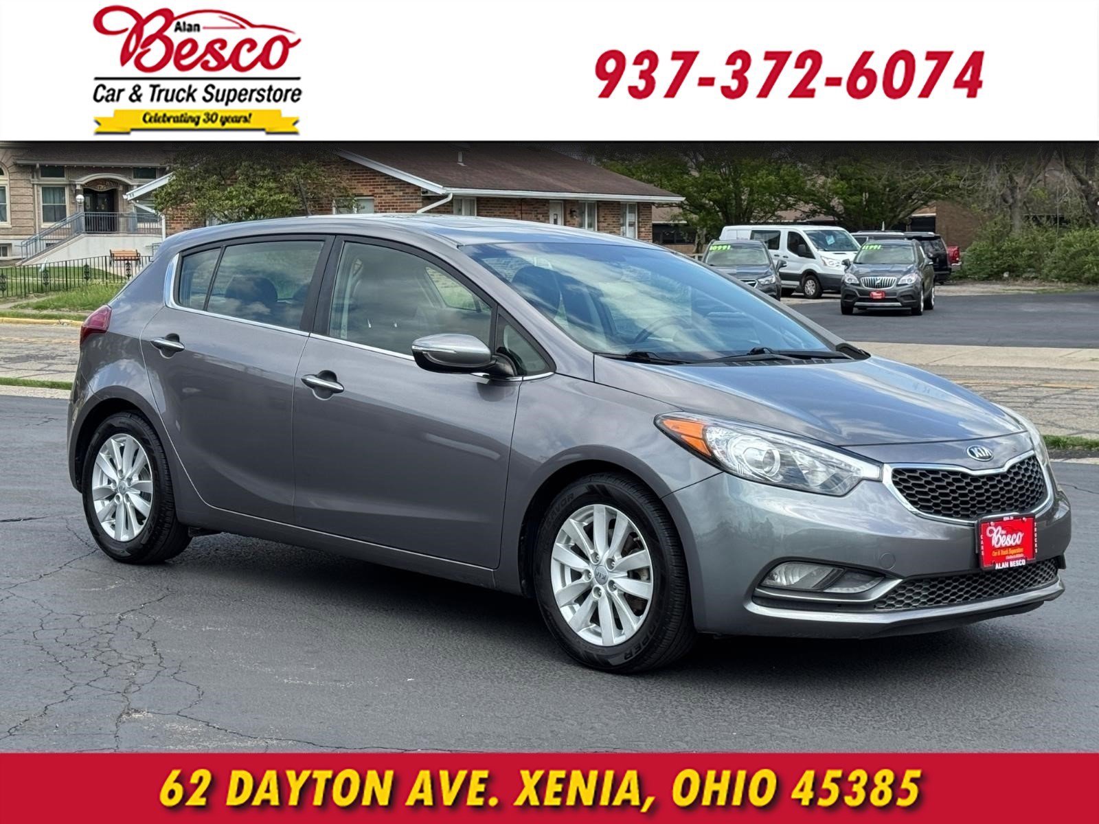Used 2015 Kia Forte EX w/ EX Premium Package FWD image 1