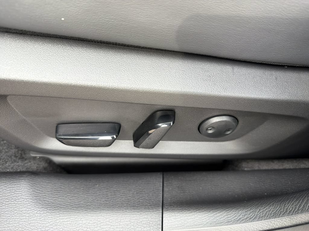 New 2026 Mitsubishi Outlander SE AWD/4WD image 16