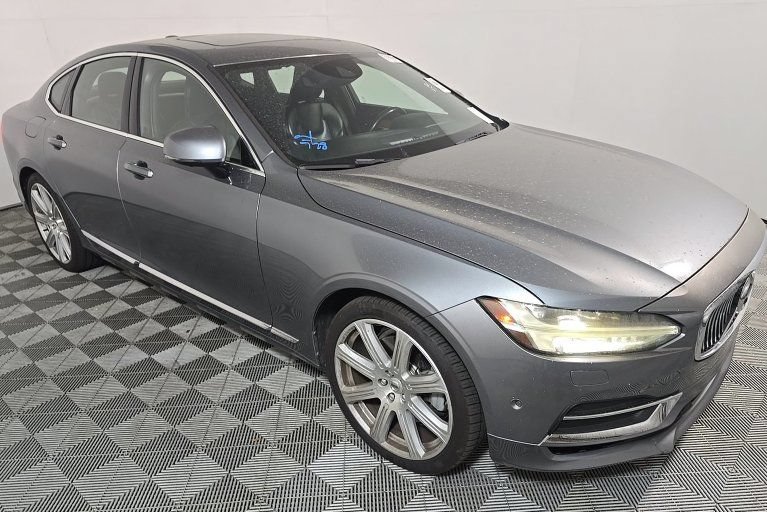 Used 2017 Volvo S90 T6 Inscription w/ Vision Package AWD/4WD image 16