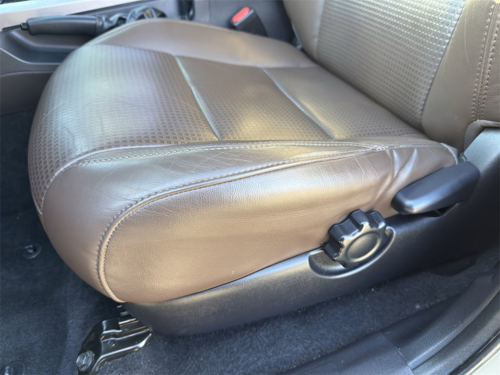 Used 2019 Toyota Tacoma Limited image 17