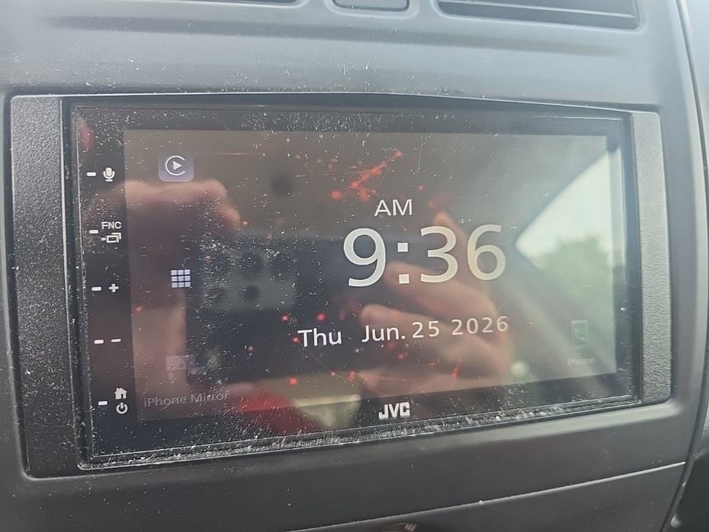 Used 2018 Nissan Versa S Plus FWD image 16