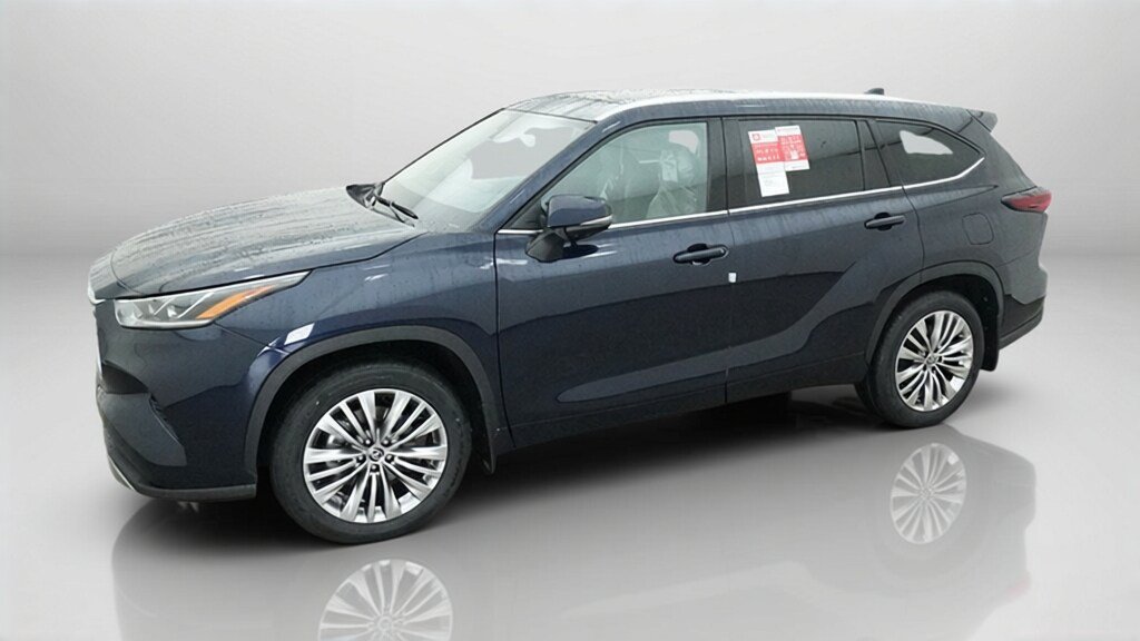 New 2026 Toyota Highlander Platinum AWD/4WD image 4