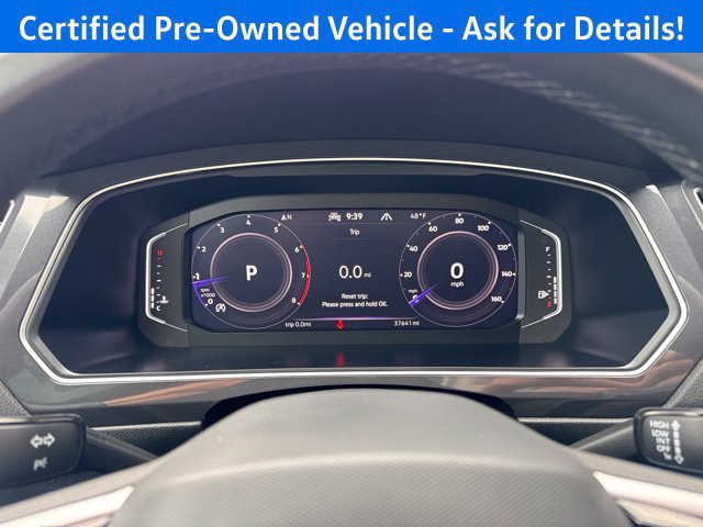 Certified 2024 Volkswagen Tiguan SEL R-Line AWD/4WD image 12