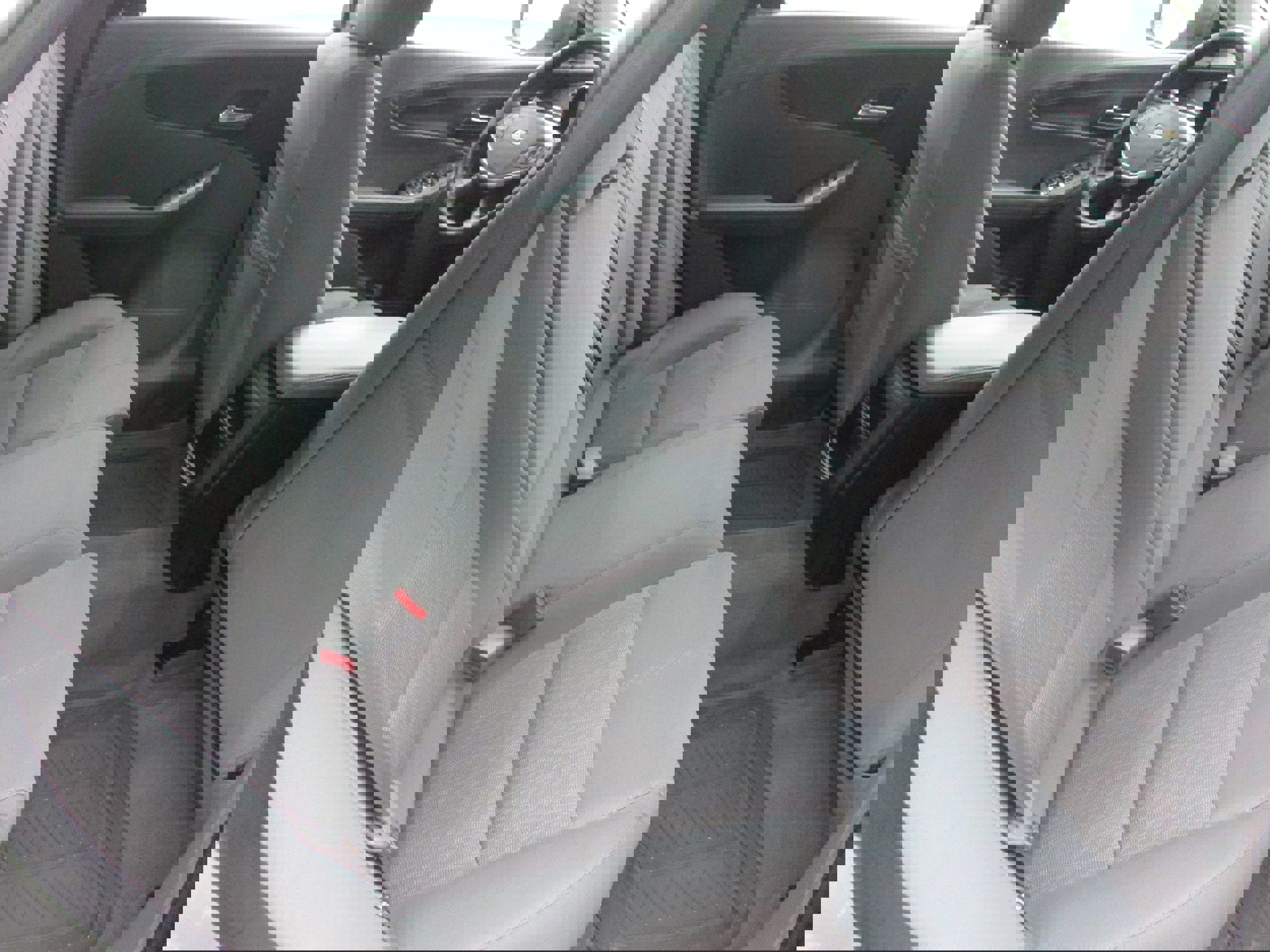 Used 2015 Chevrolet Impala LS w/ LS Convenience Package image 9