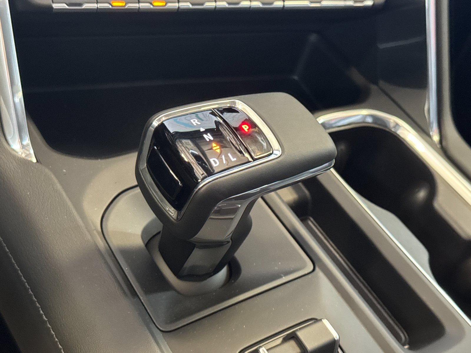 New 2026 GMC Sierra 1500 Denali AWD/4WD image 24