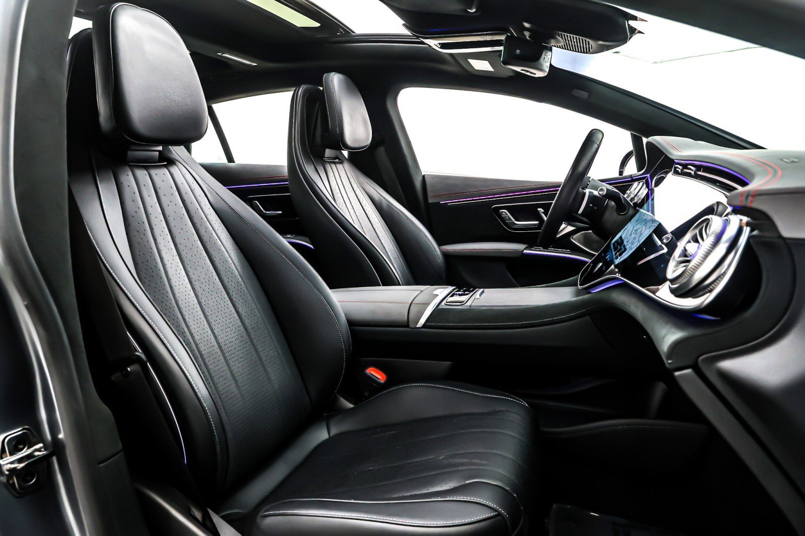 Used 2023 Mercedes-Benz EQS 580 4MATIC Sedan image 8