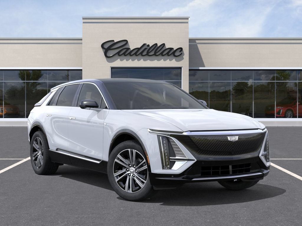 Used 2026 Cadillac Lyriq Premium Luxury AWD/4WD image 7