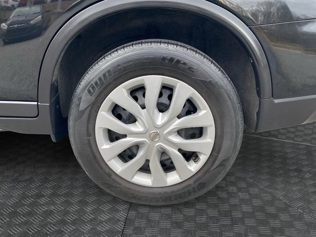Used 2019 Nissan Rogue S image 31