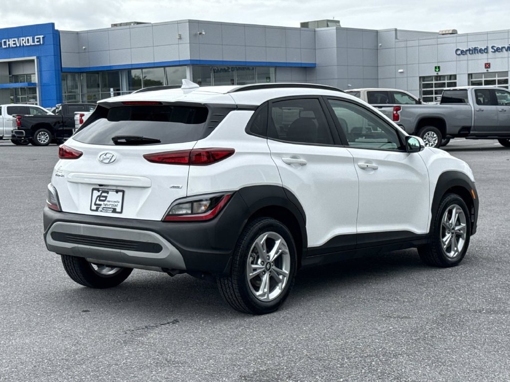 Used 2023 Hyundai Kona SEL AWD/4WD image 25