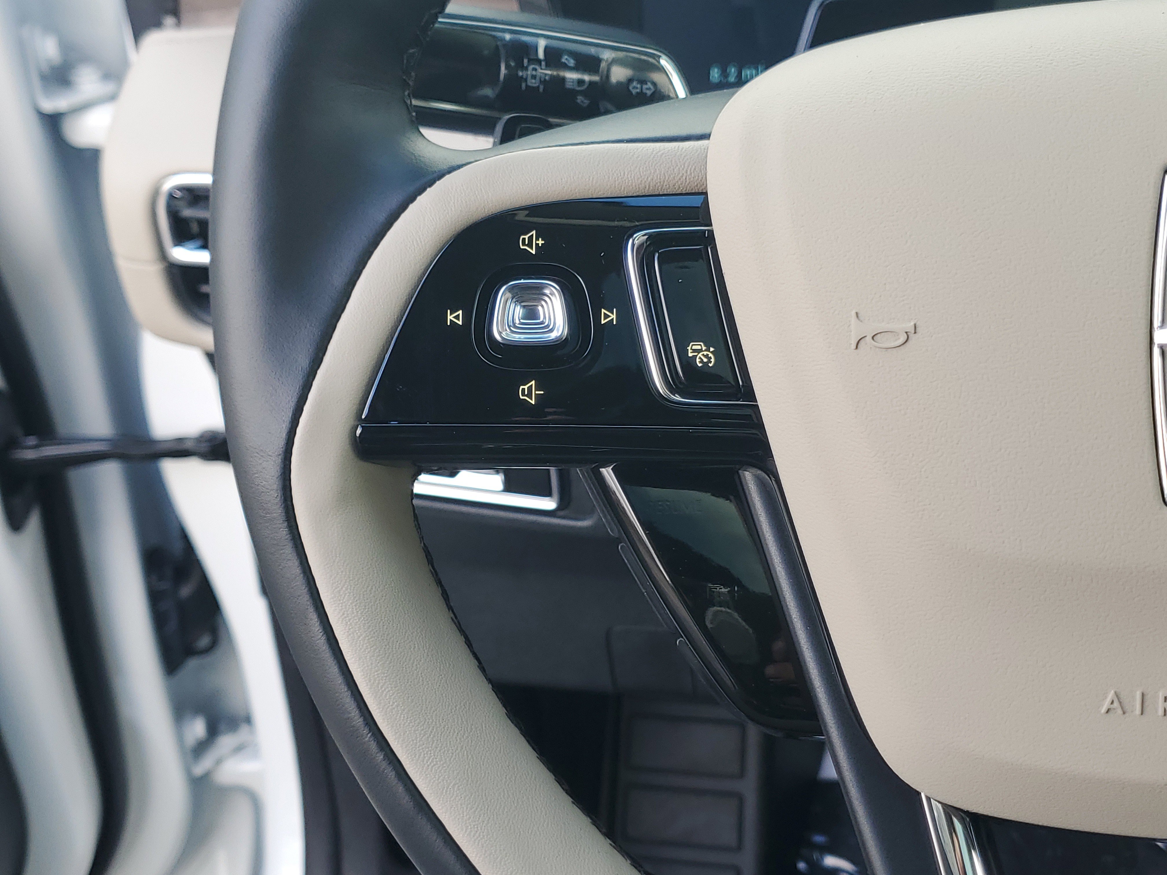 New 2026 Lincoln Corsair Grand Touring image 17