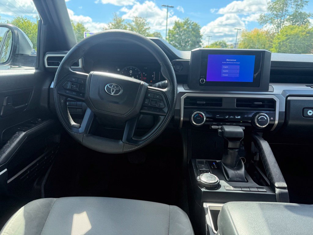 Certified 2025 Toyota Tacoma SR5 AWD/4WD image 20
