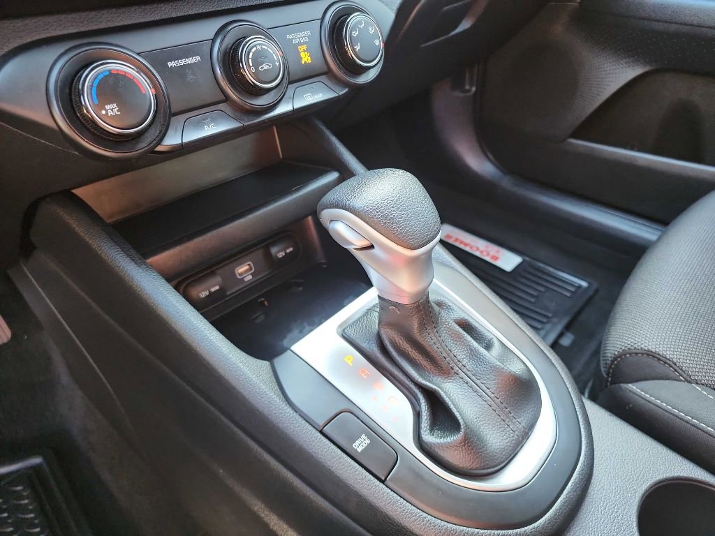 Used 2022 Kia Forte LXS image 24