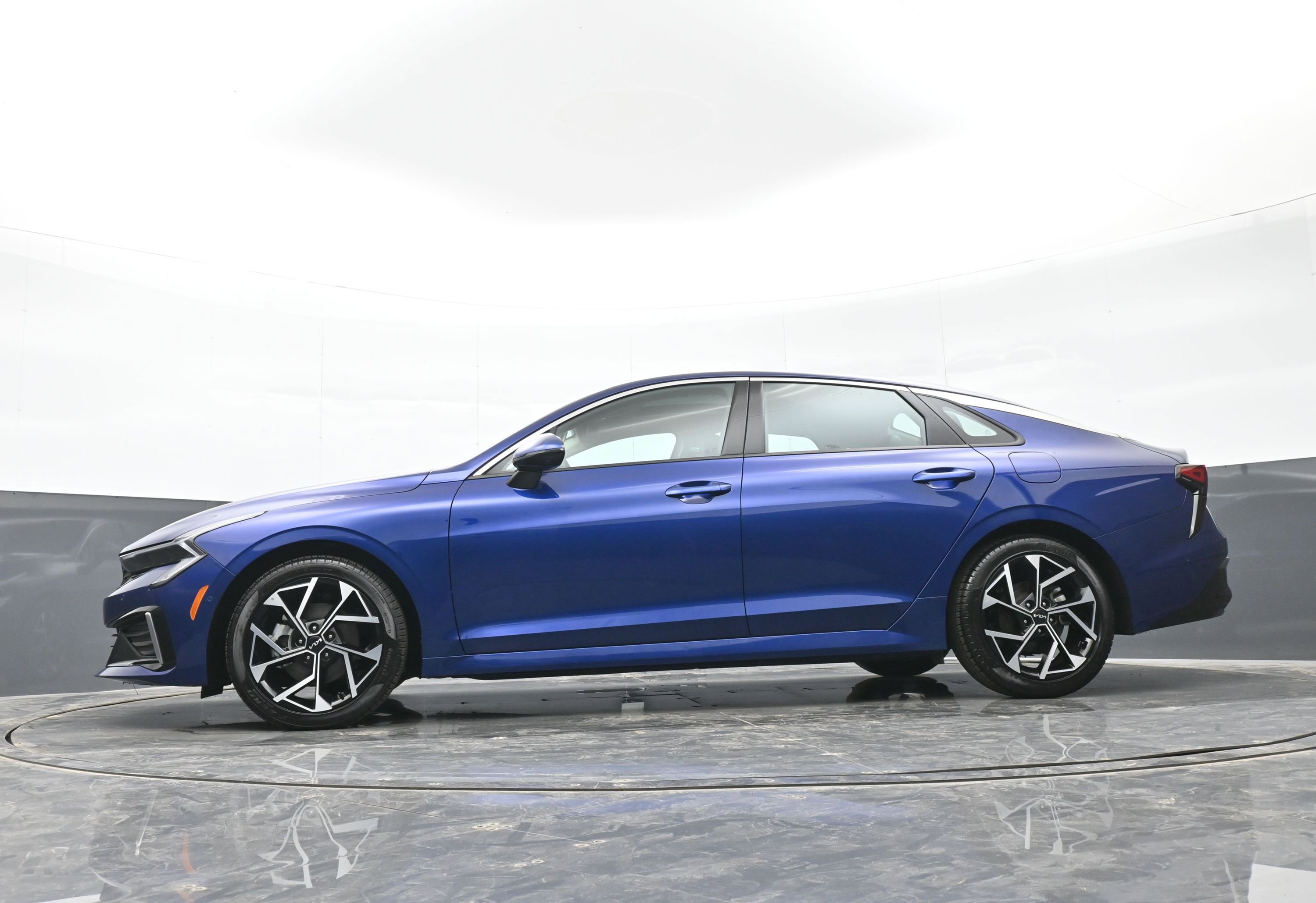 Used 2025 Kia K5 EX image 45