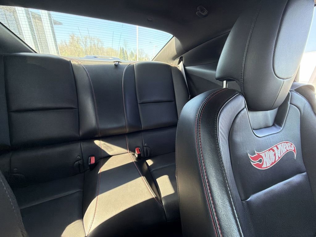 Used 2013 Chevrolet Camaro SS w/ Hot Wheels Special Edition image 14