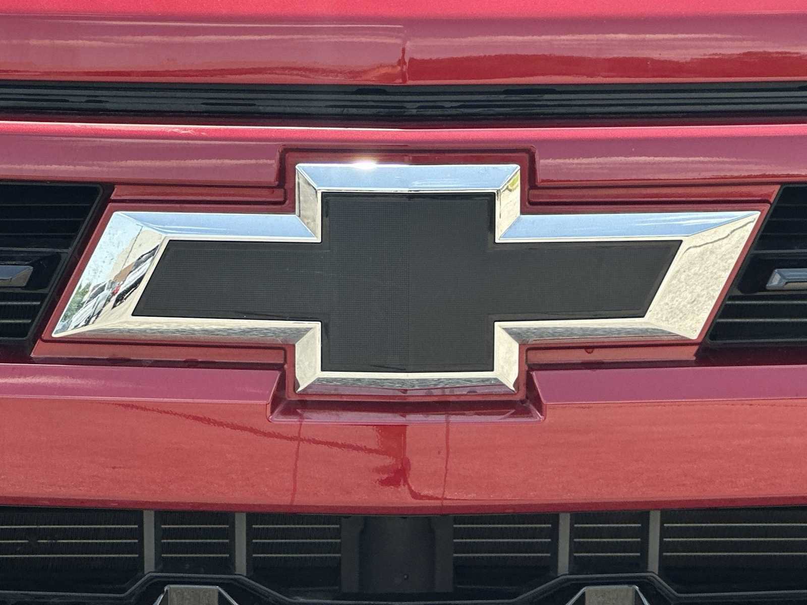 Certified 2025 Chevrolet Silverado 1500 RST AWD/4WD image 12