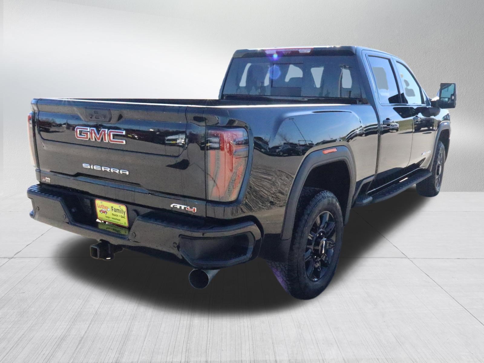 New 2026 GMC Sierra 2500 AT4 w/ AT4 Premium Plus Package AWD/4WD image 7