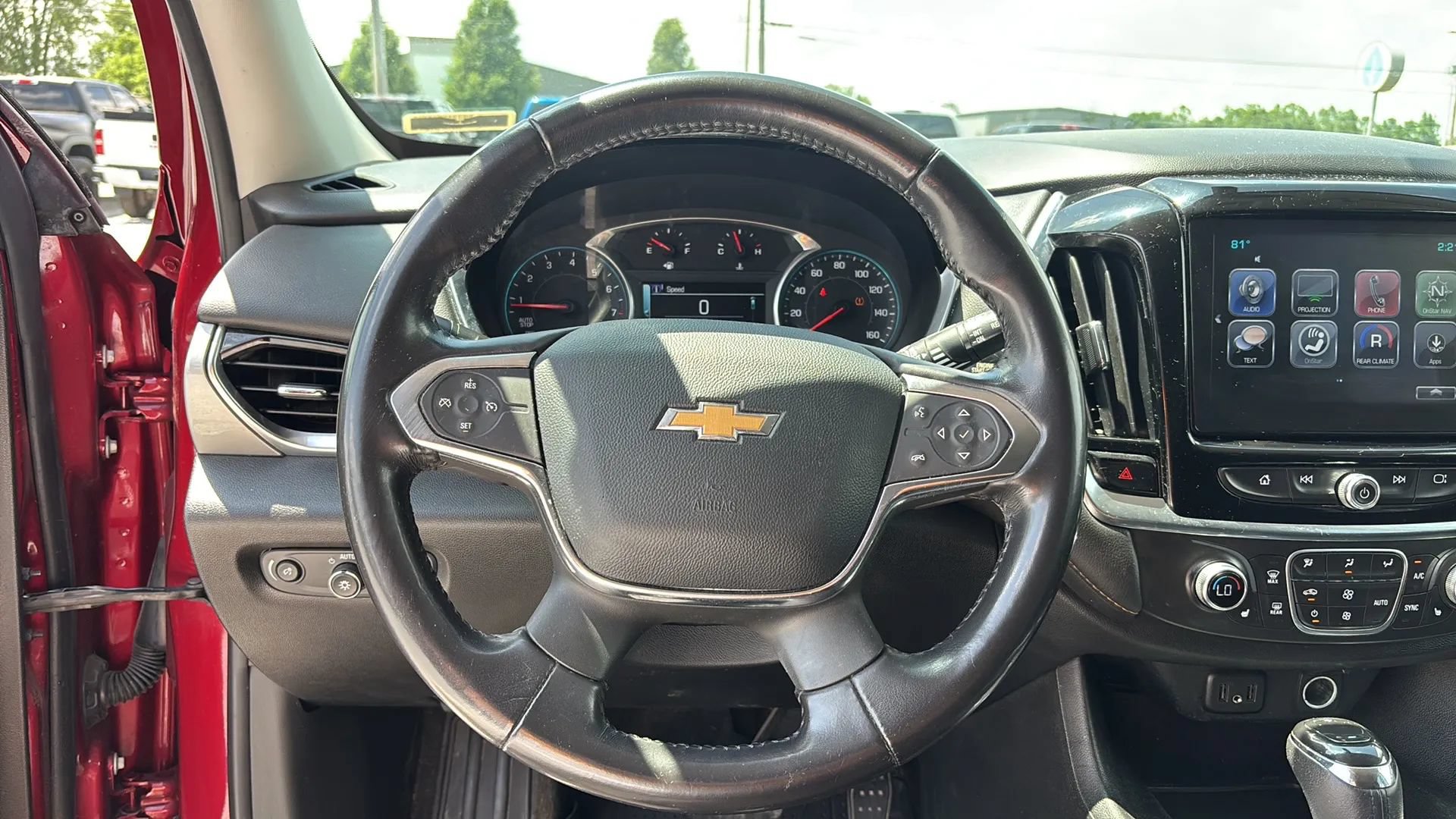 Used 2019 Chevrolet Traverse LT FWD image 23