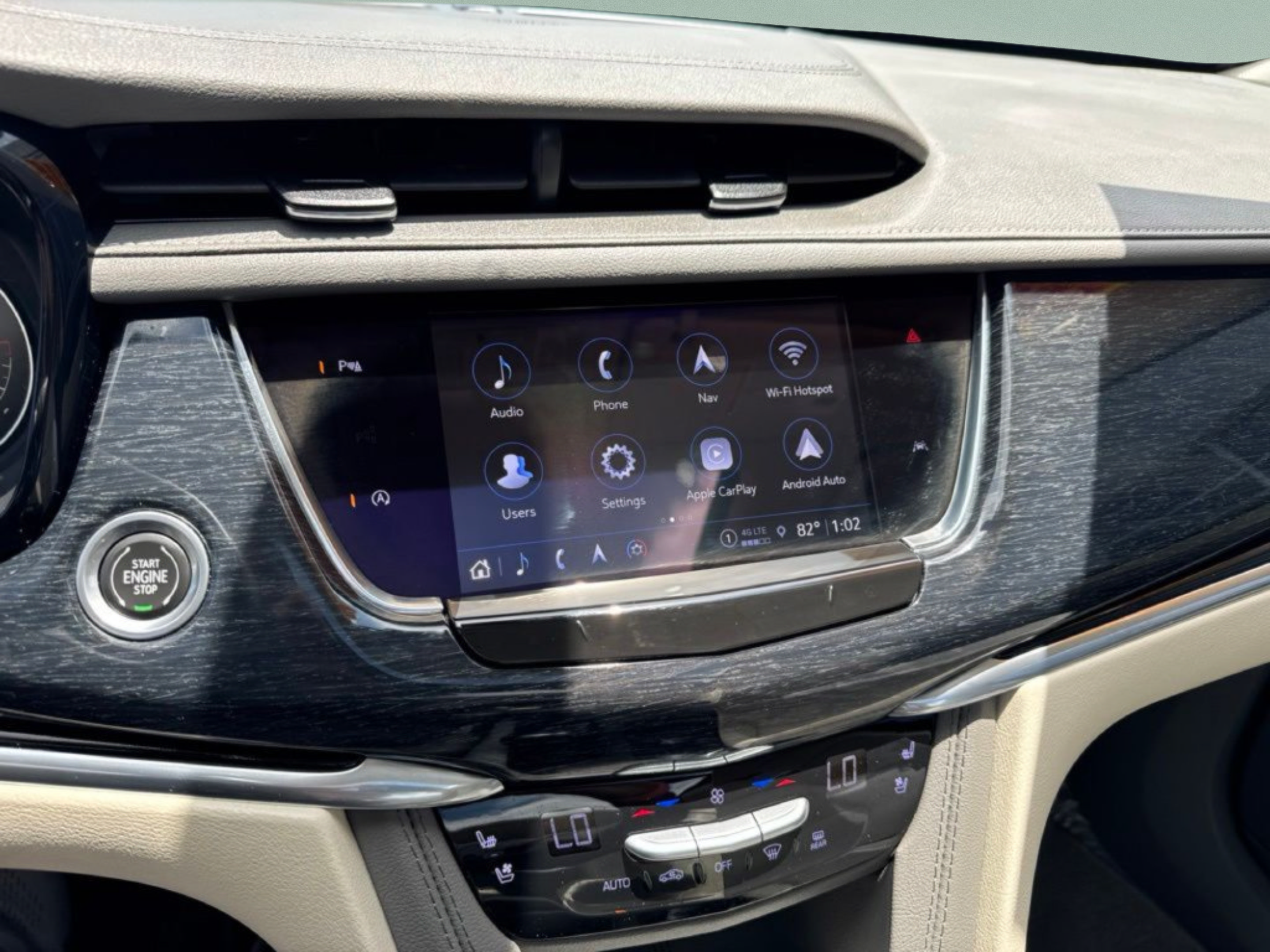 Used 2024 Cadillac XT6 Premium Luxury FWD image 14