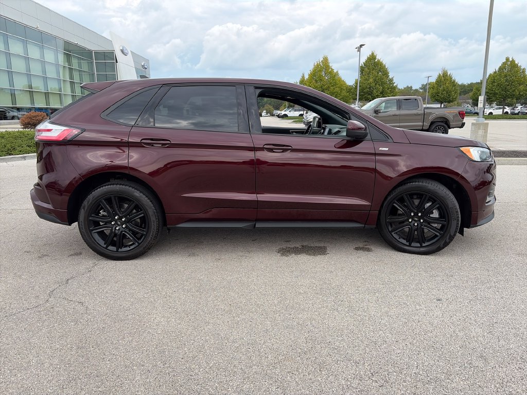 Used 2024 Ford Edge ST-Line AWD/4WD image 8