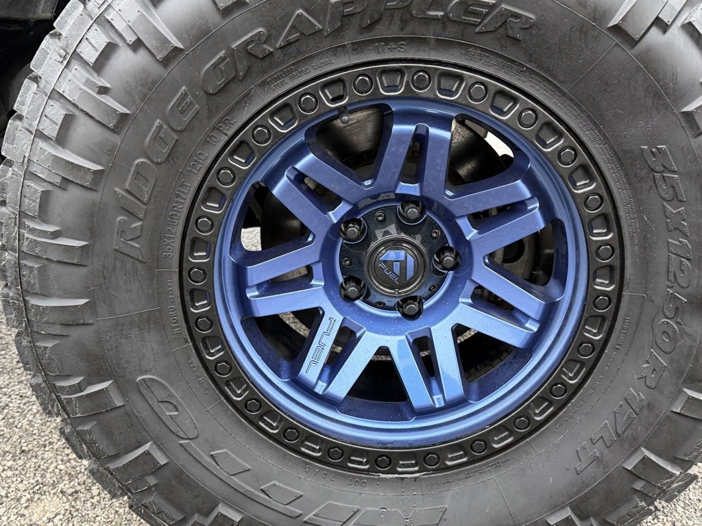 Used 2021 Jeep Gladiator Sport image 18