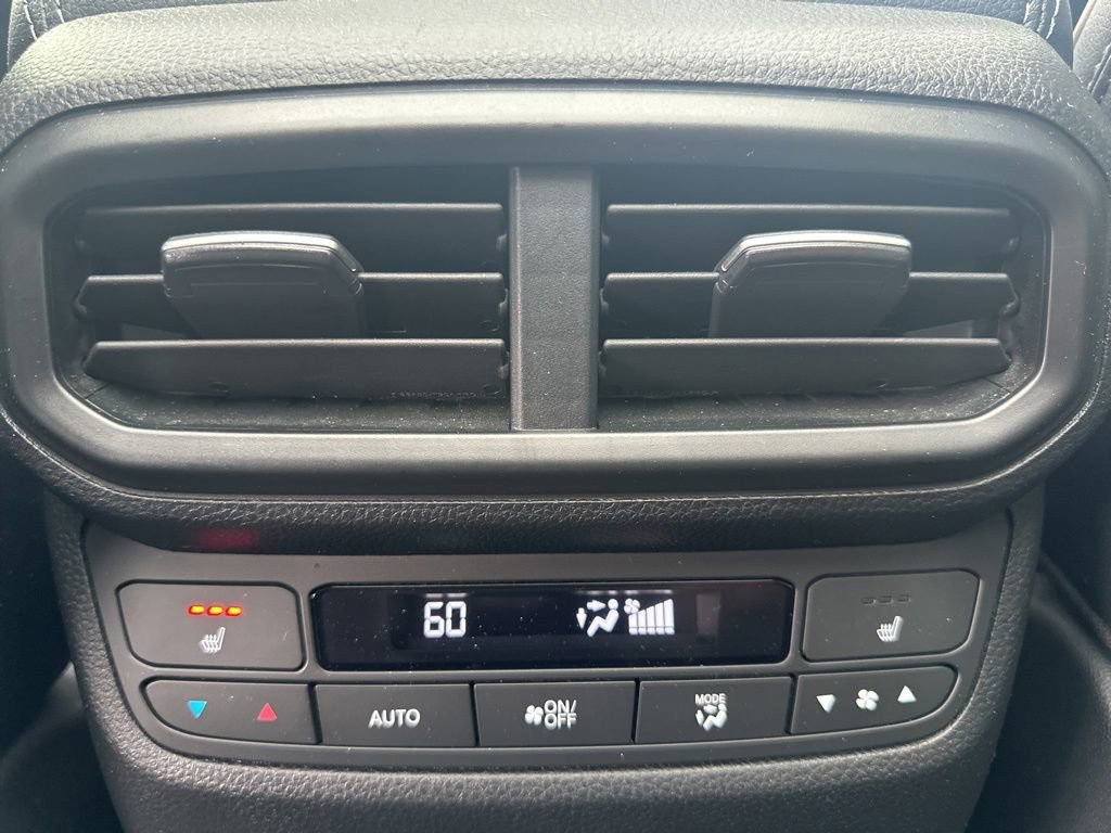 Used 2023 Honda Pilot Elite image 19