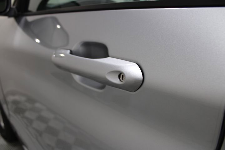 Used 2023 Ford Explorer XLT w/ Equipment Group 202A image 16