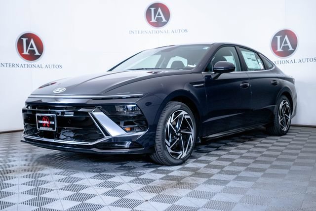 New 2026 Hyundai Sonata SEL FWD image 2