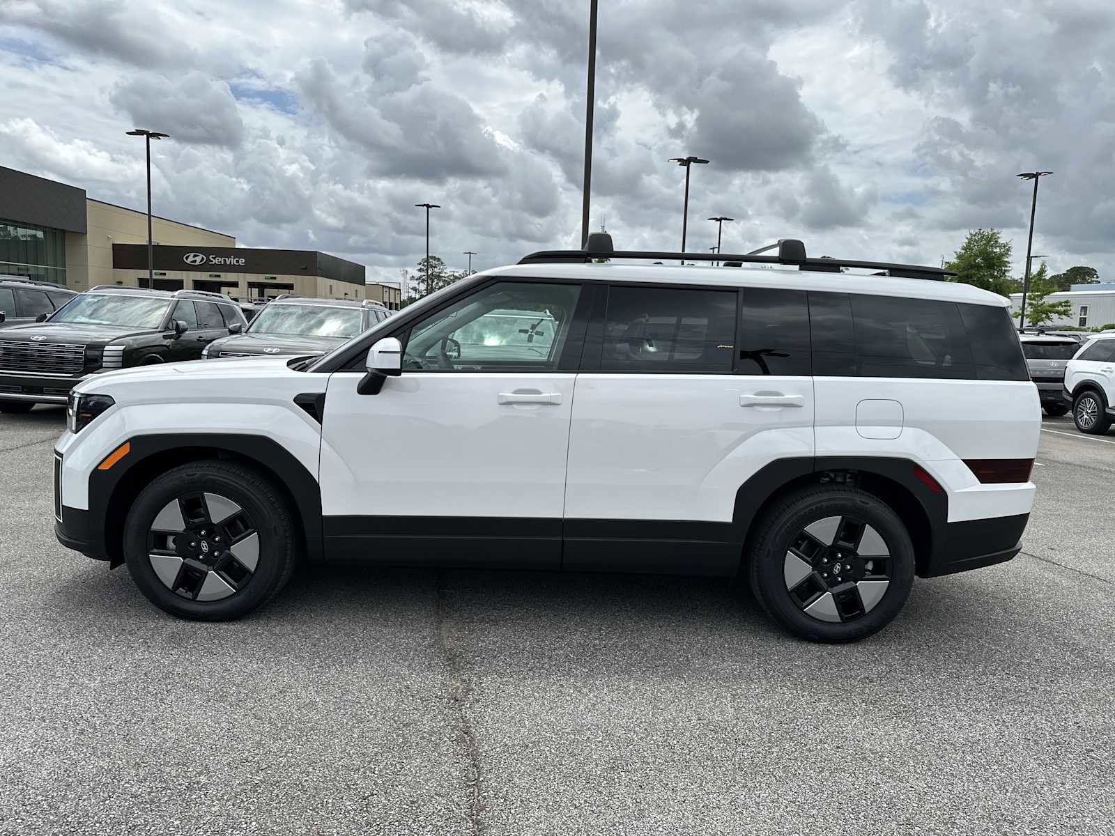 New 2026 Hyundai Santa Fe SEL FWD image 4
