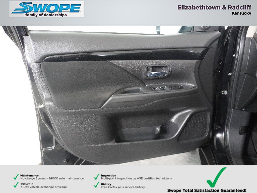 Used 2020 Mitsubishi Outlander ES image 14