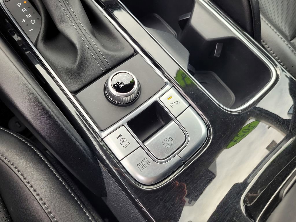 Used 2024 Kia Telluride LX image 15